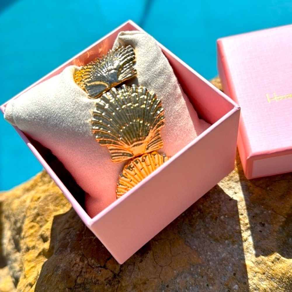 House of Harlow Gold Seashell Bracelet ~ Adjustable Beach Jewelry NWT NIB